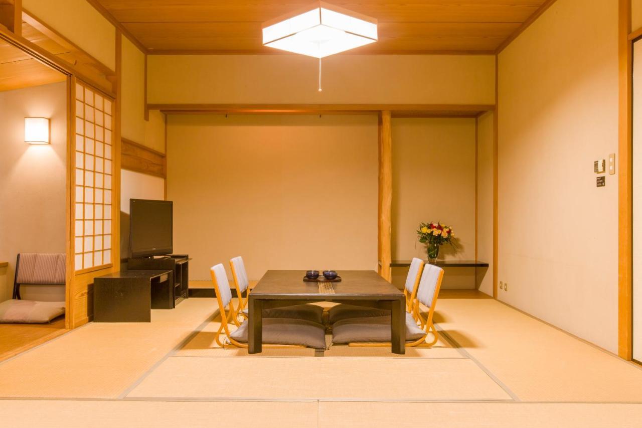 The Qube Hotel Chiba Exterior foto